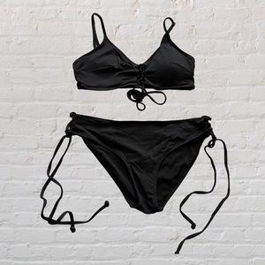 💕 Like 🆕 H&M strappy tie detail black bikini